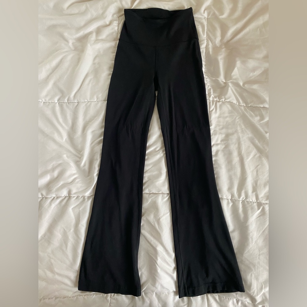 Lululemon Groove Nulu Super High Rise Flared Legging